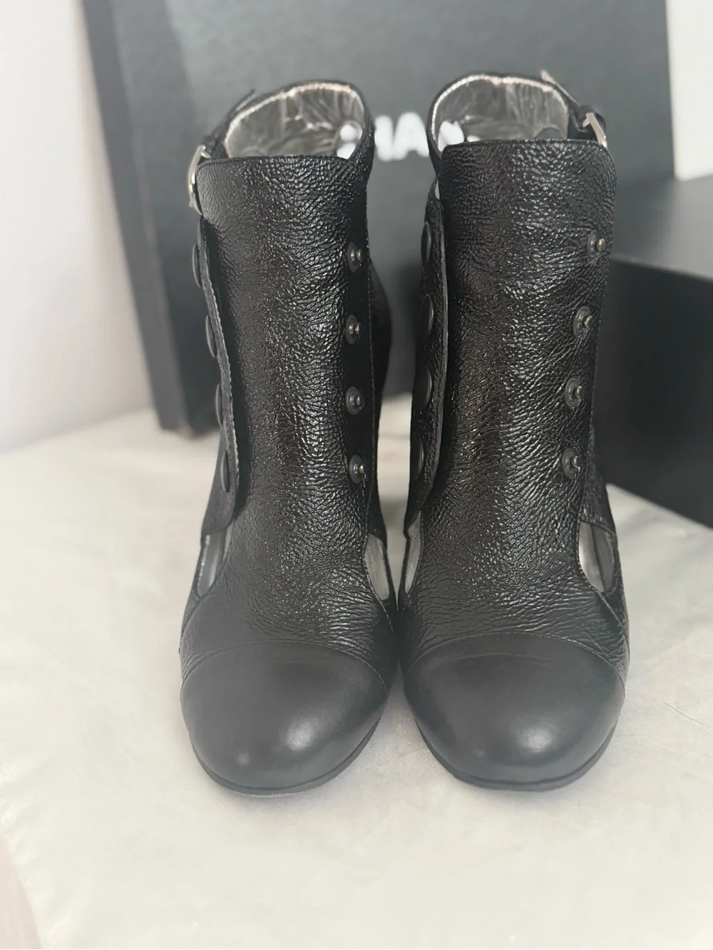 CHANEL stylish black